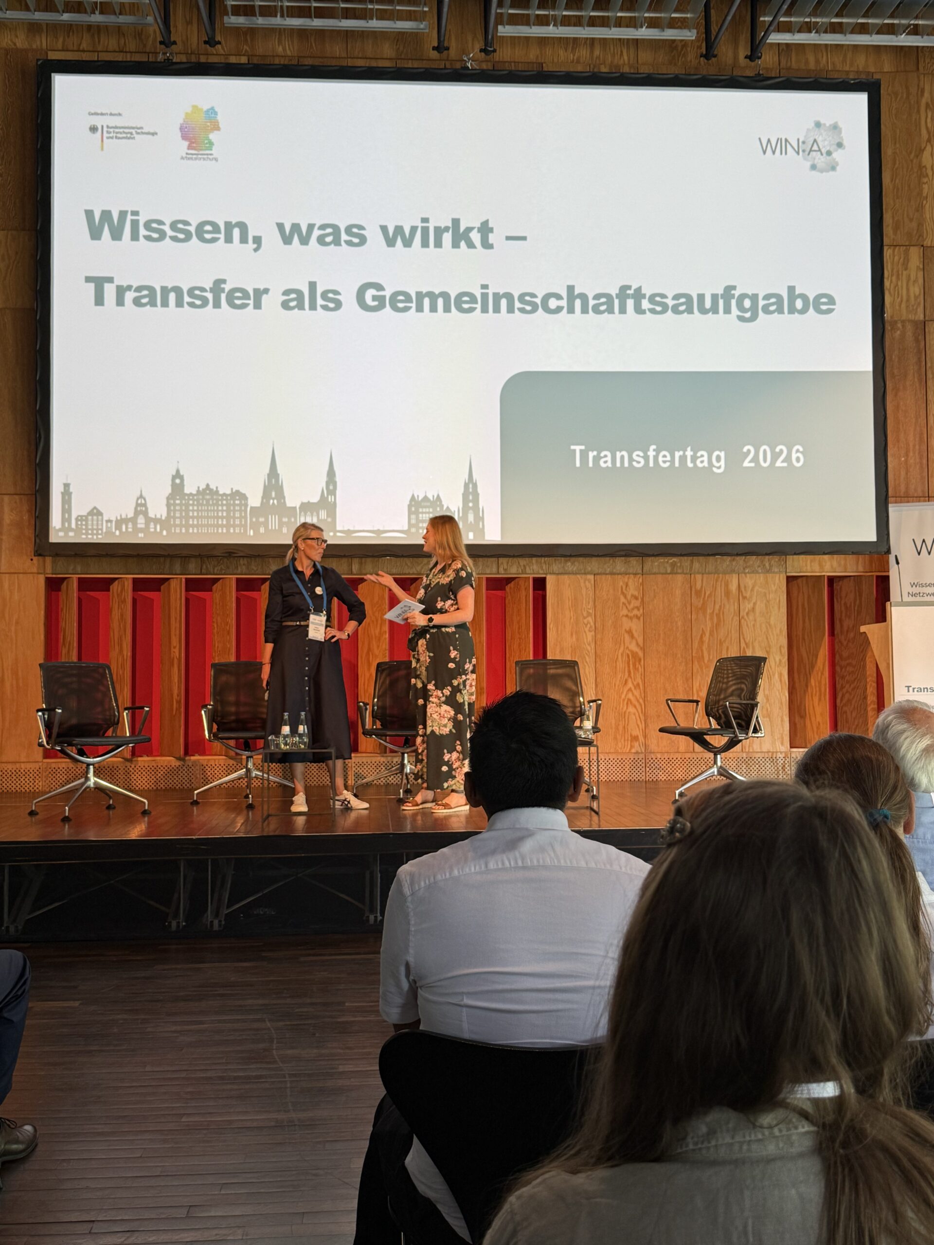 Titelfolie beim Auftakt